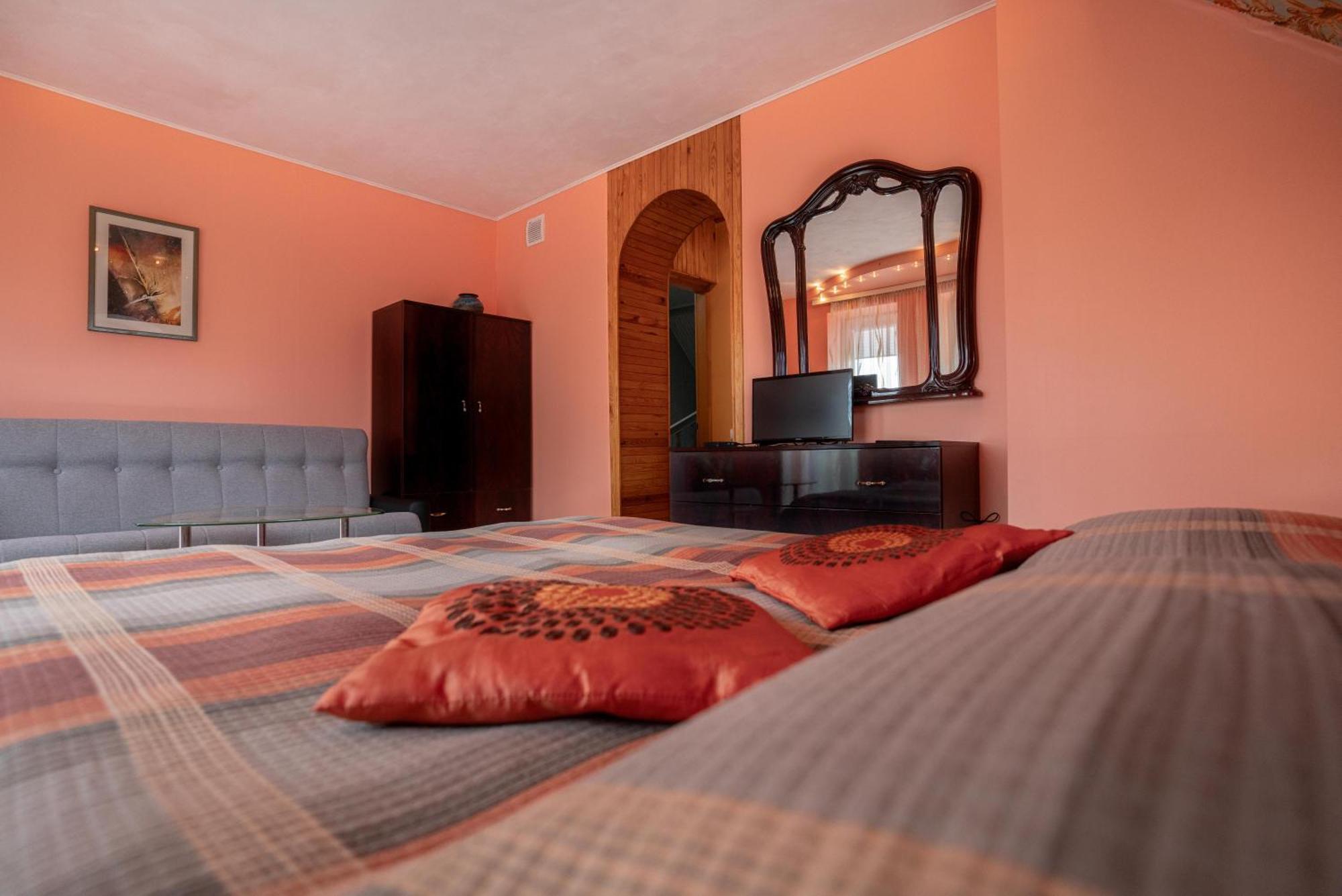 Po Kastonu & Spa Palanga Luaran gambar