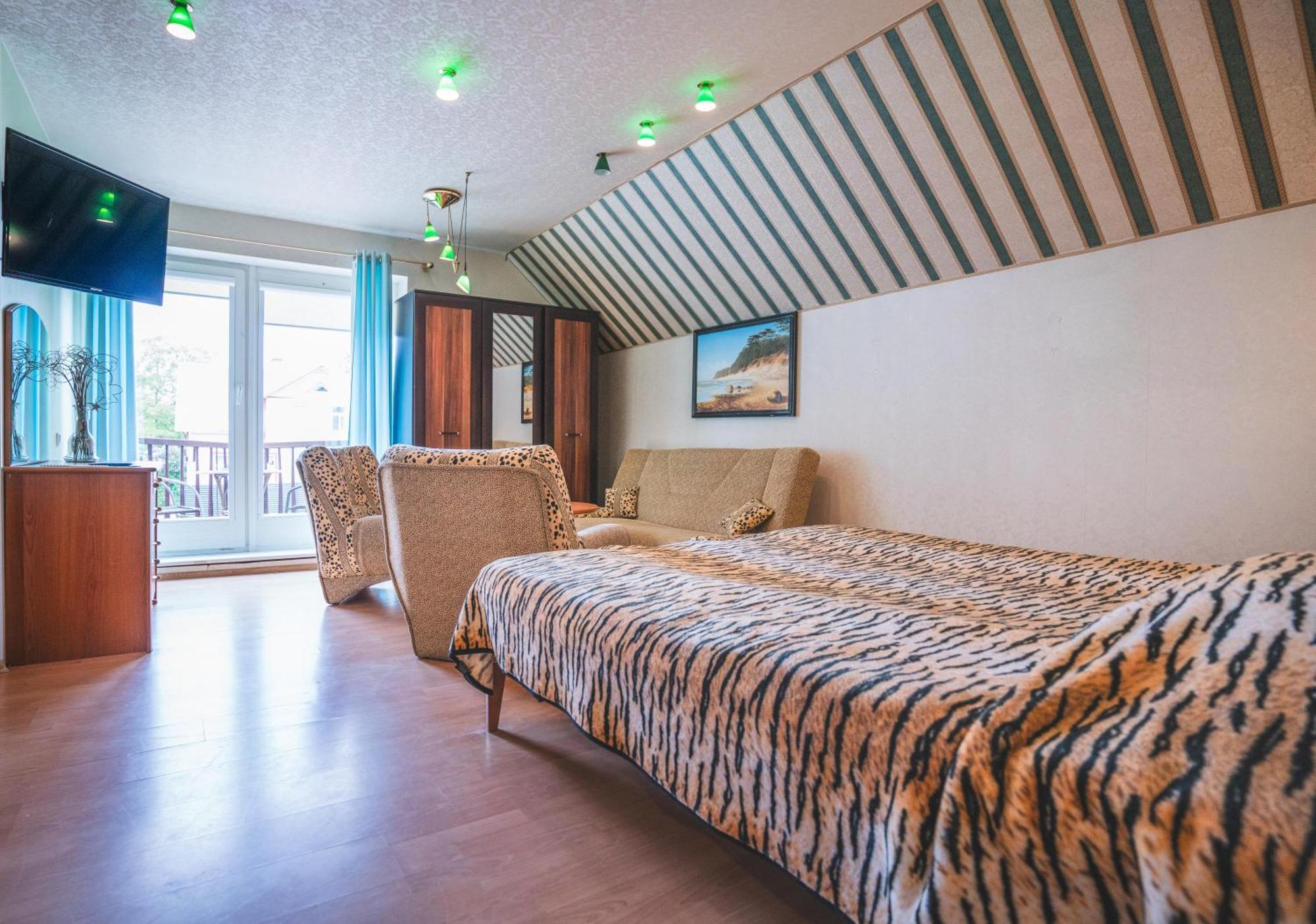 Po Kastonu & Spa Palanga Luaran gambar