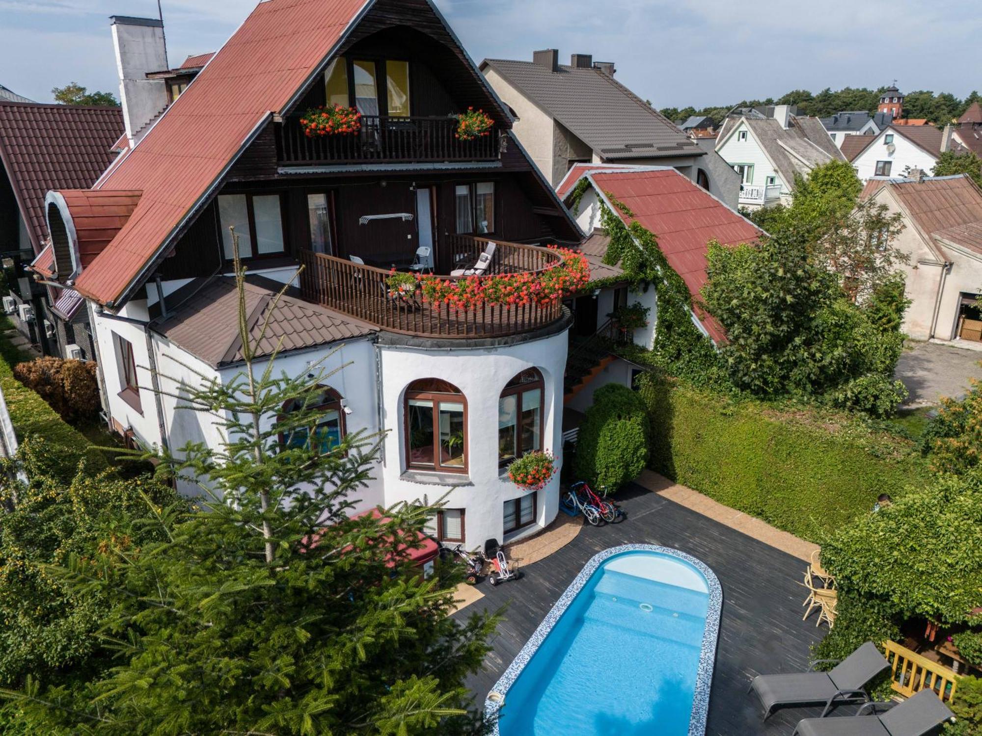 Po Kastonu & Spa Palanga Luaran gambar