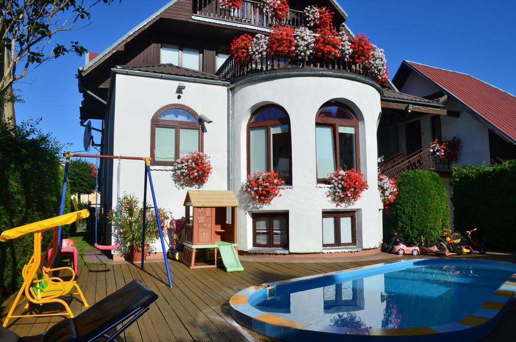 Po Kastonu & Spa Palanga Luaran gambar